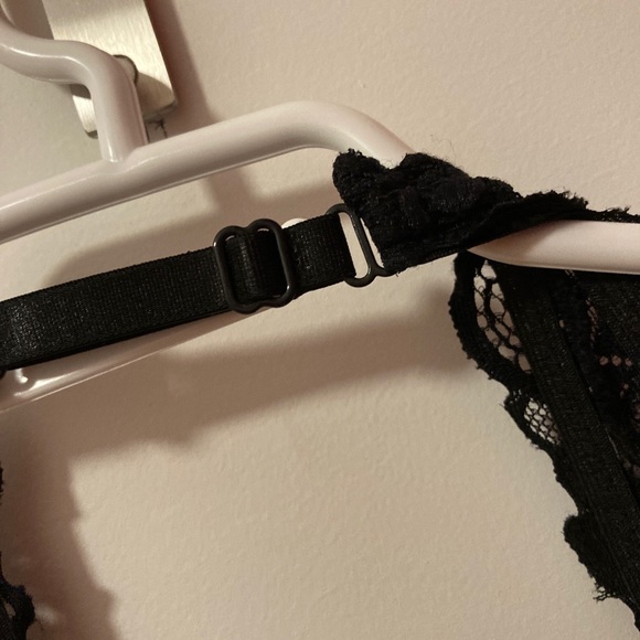 Black lace bralette - Picture 5 of 5